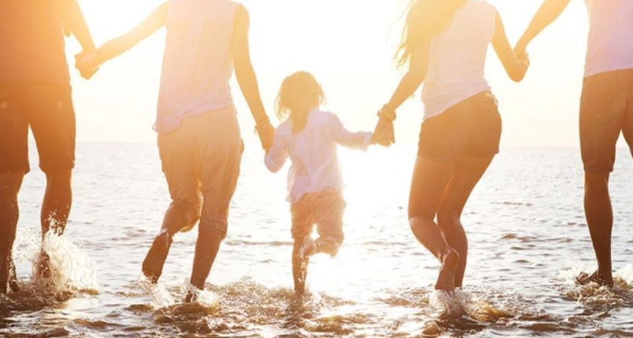 Home Image_family.jpg